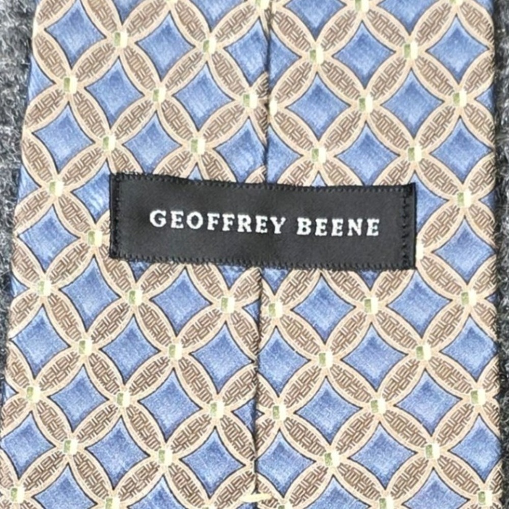 Geoffrey Beene Geometric Circle Pattern Classic Tie Men's‎ Blue Tan Silk Necktie - Picture 2 of 7